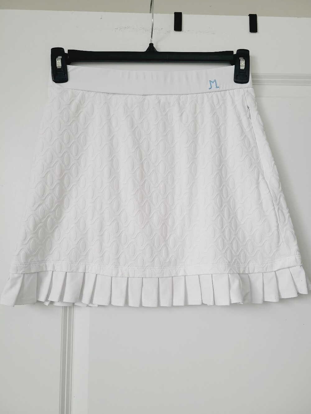 J.Mclaughlin White Geometric Jacquard Pleated Hem Tennis Skort